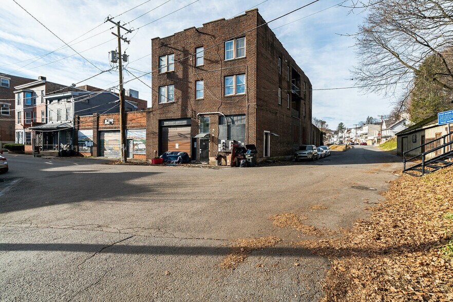 34 N Nescopec St, Tamaqua, PA à vendre - Photo de l’immeuble – Image 3 sur 17