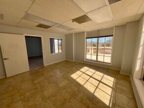 7000 SE Federal Hwy, Stuart, FL à louer Photo intérieure– Image 2 sur 6