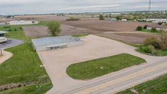 Plus de détails pour 2955 N Main St, Princeton, IL - Local d’activités à vendre