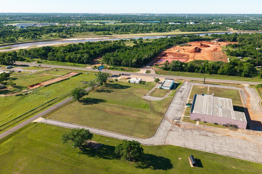4627 NE 23rd St, Oklahoma City, OK à vendre - Aérien – Image 2 sur 13