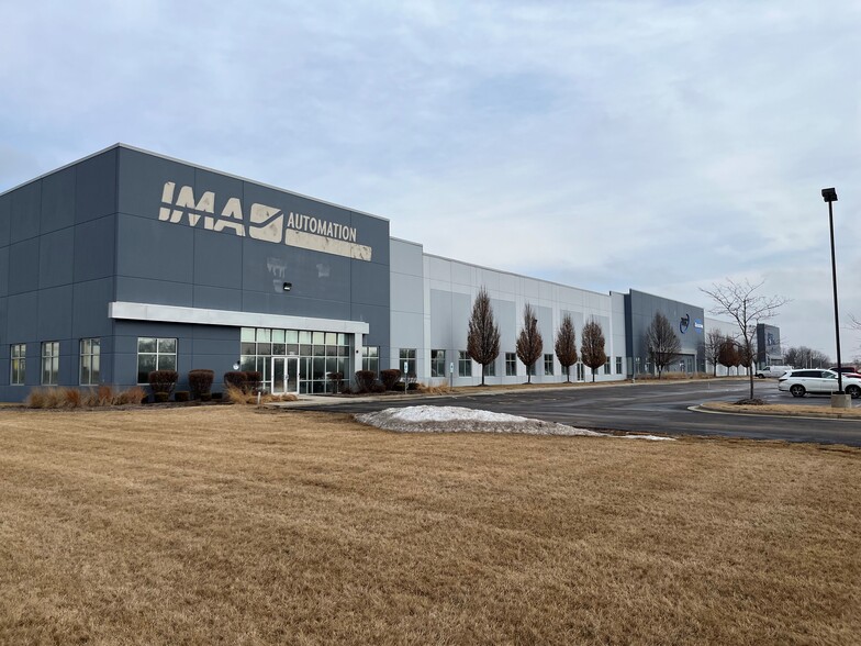4602-4608 Interstate Blvd, Loves Park, IL à louer - Photo de l’immeuble – Image 1 sur 1