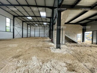 Plus de détails pour Bureau, Local d'activités à louer