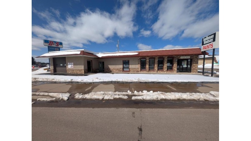 230 S Main St, Eagle River, WI à vendre Photo de l’immeuble– Image 1 sur 22