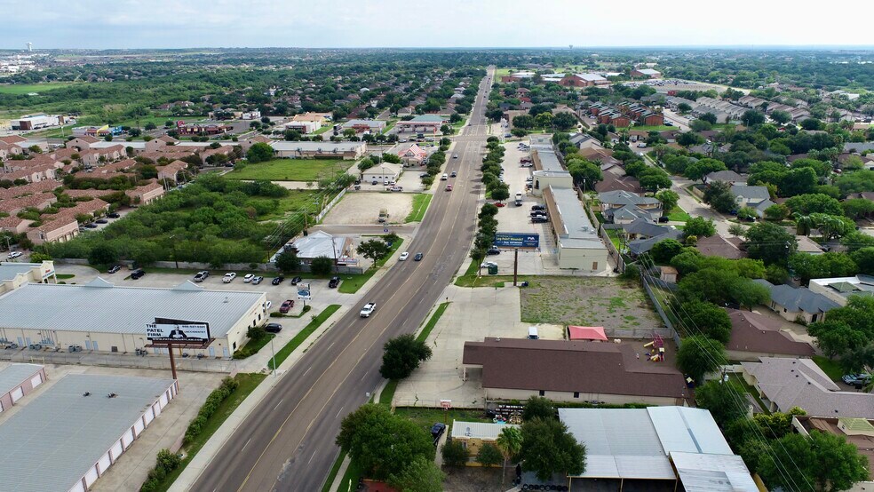 605 Shiloh Dr, Laredo, TX à louer - Aérien – Image 2 sur 7
