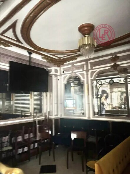 Local commercial dans Paris à louer - Photo intérieure – Image 2 sur 2