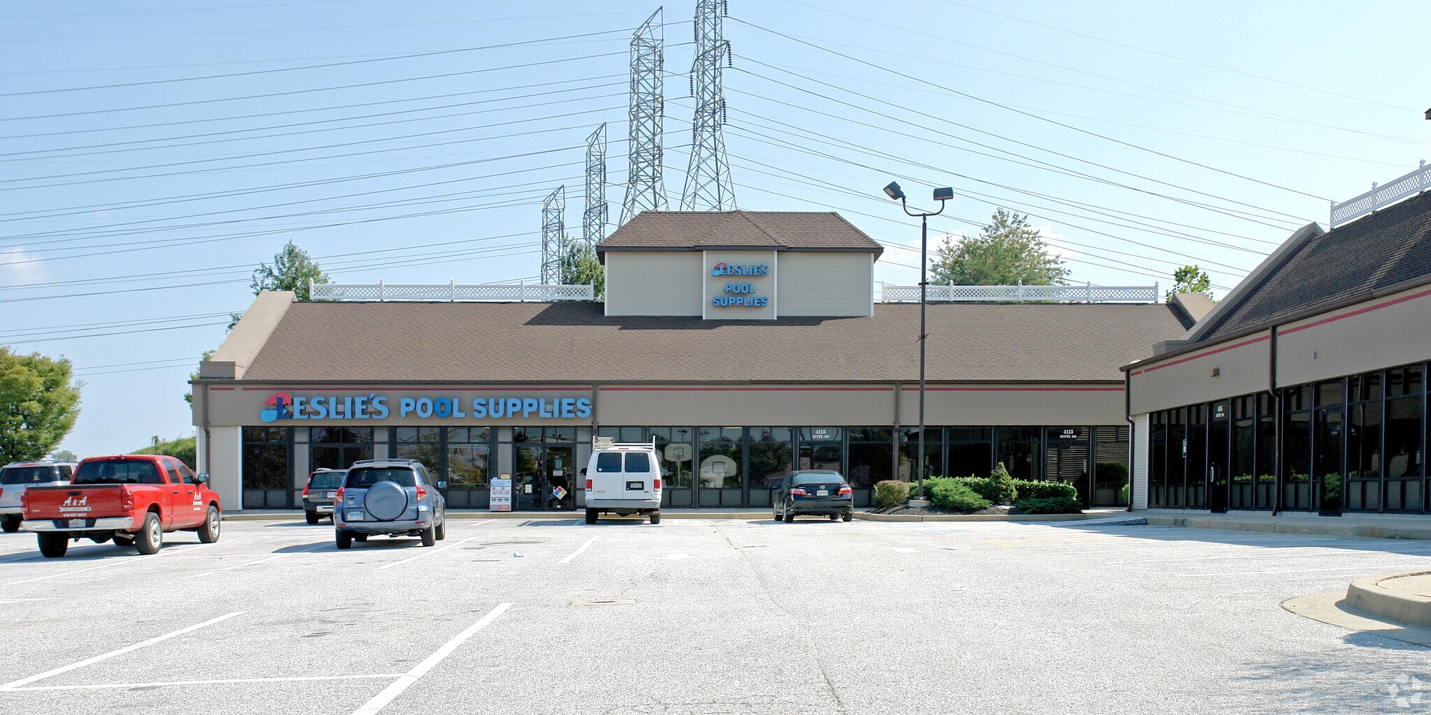 4111-4115 Wholesale Club Dr, Nottingham, MD à louer Photo principale– Image 1 sur 8