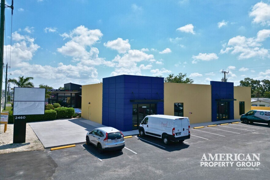 2460 Stickney Point Rd, Sarasota, FL à louer - Photo de l’immeuble – Image 3 sur 8