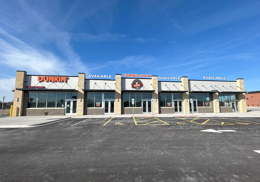 20-28 N Randall Rd, North Aurora, IL à louer - Photo de l’immeuble – Image 1 sur 1