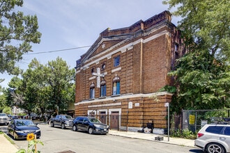 139 Amboy St, Brooklyn, NY à louer Photo intérieure– Image 2 sur 40