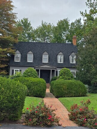 Plus de détails pour 10101 Iron Bridge Rd, Chesterfield, VA - Bureau à vendre