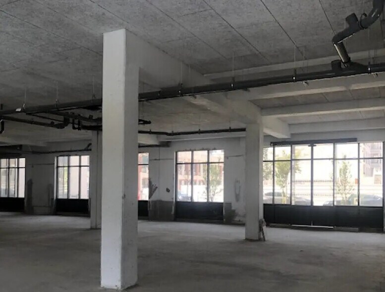 Local commercial dans Clamart à vendre - Photo de l’immeuble – Image 3 sur 3