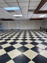 3410 Bashford Avenue Ct, Louisville, KY à louer Photo intérieure– Image 1 sur 2