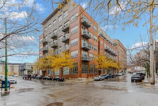 Plus de détails pour 824 W Superior St, Chicago, IL - Bureau à vendre