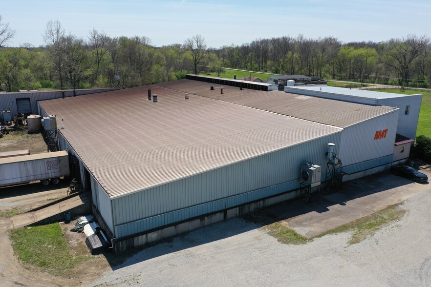 400 S Gray St, Albany, IN à vendre - Photo de l’immeuble – Image 2 sur 71