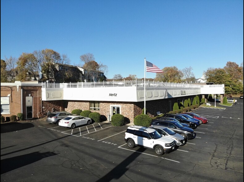 112 Main St, Norwalk, CT à louer - Photo de l’immeuble – Image 1 sur 11