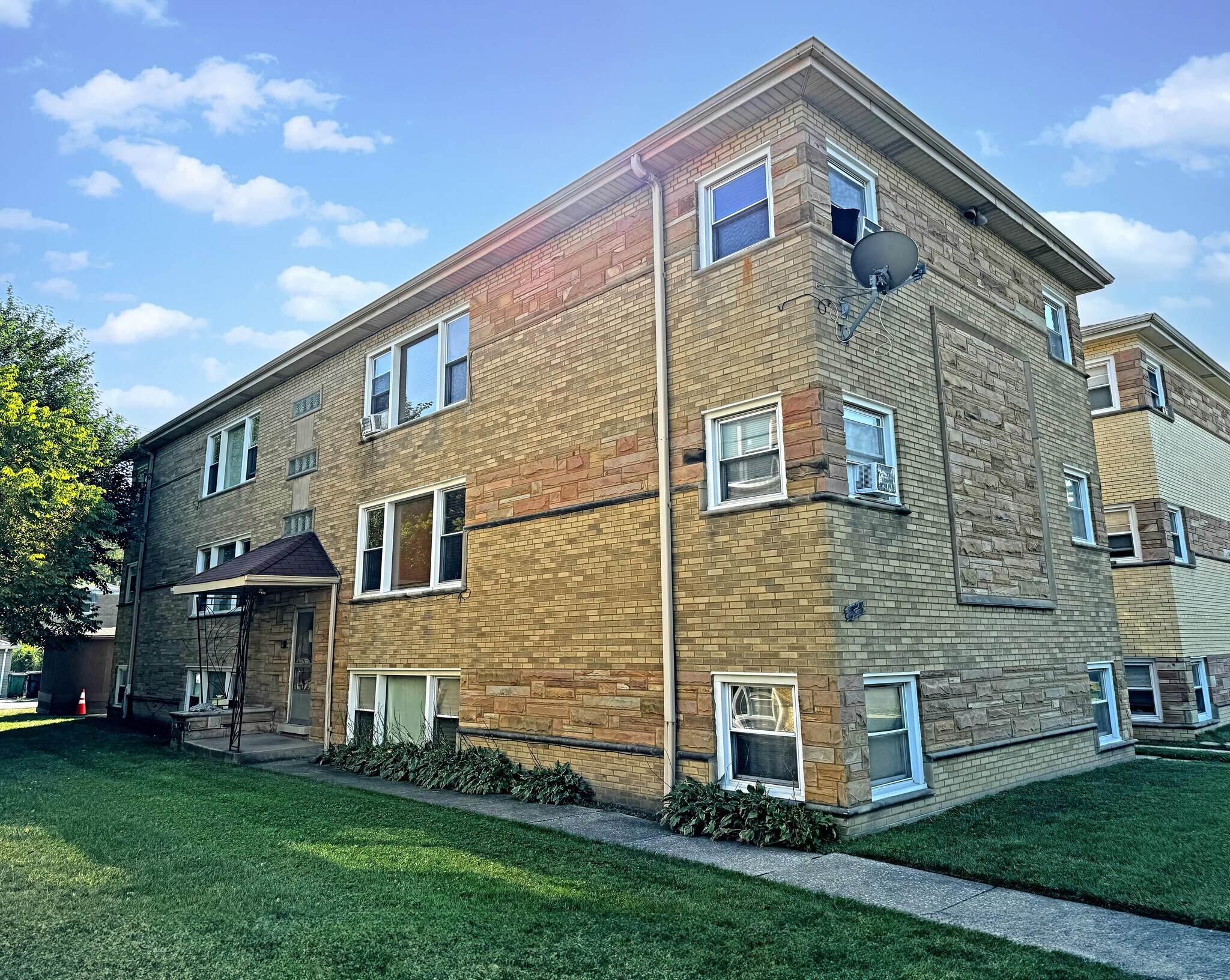 1623 S Harlem Ave, Berwyn, IL à vendre Photo principale– Image 1 sur 12