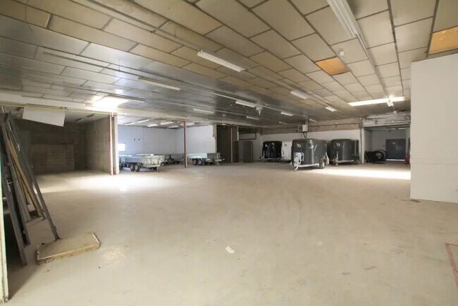 Plus de détails pour Bureau à louer