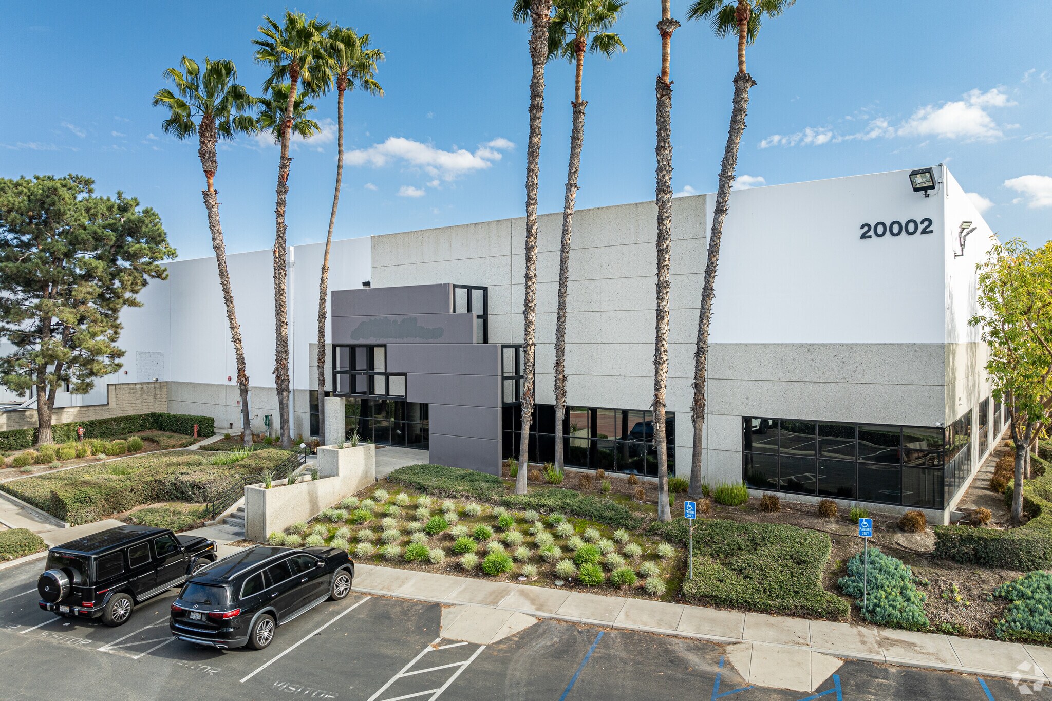 20002-20180 E Business Pky, City of Industry, CA à louer Photo principale– Image 1 sur 9