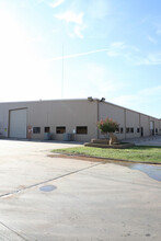 1911 Sheppard Access Rd, Wichita Falls, TX à louer Photo de l’immeuble– Image 1 sur 20