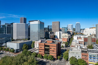 811 SW Naito Pky, Portland, OR - VUE AÉRIENNE  vue de carte