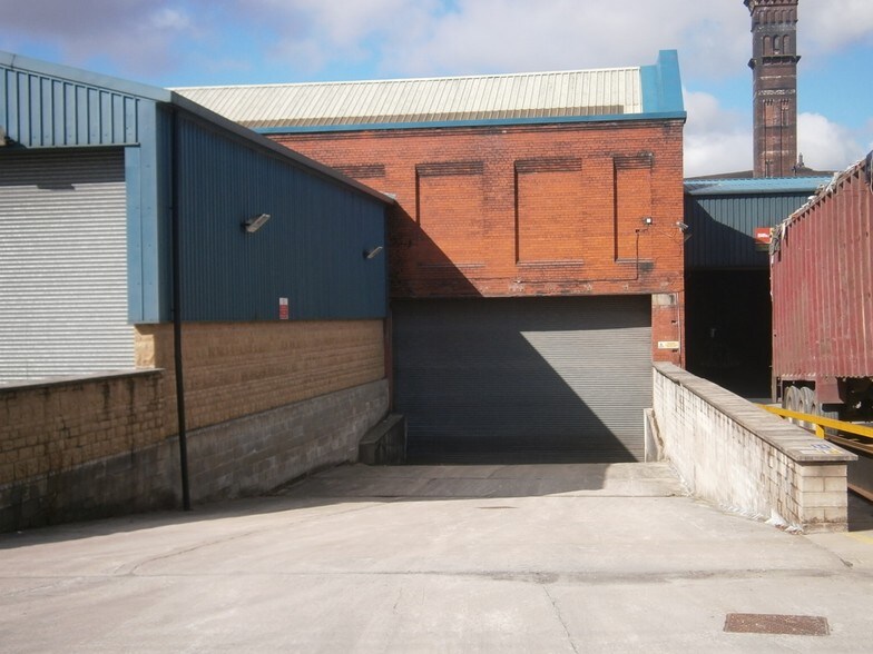 Redearth Rd, Darwen à louer - Photo de l’immeuble – Image 2 sur 6