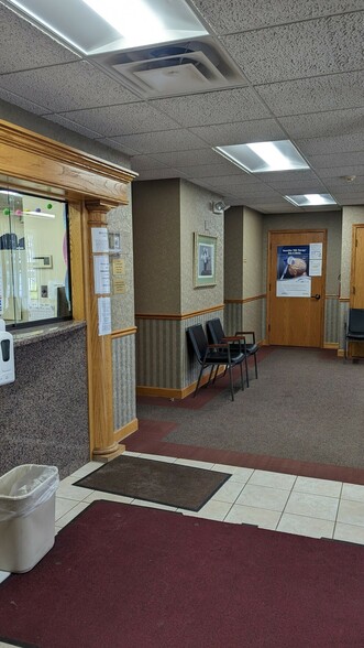 521 E 86th Ave, Merrillville, IN à louer - Photo intérieure – Image 3 sur 5