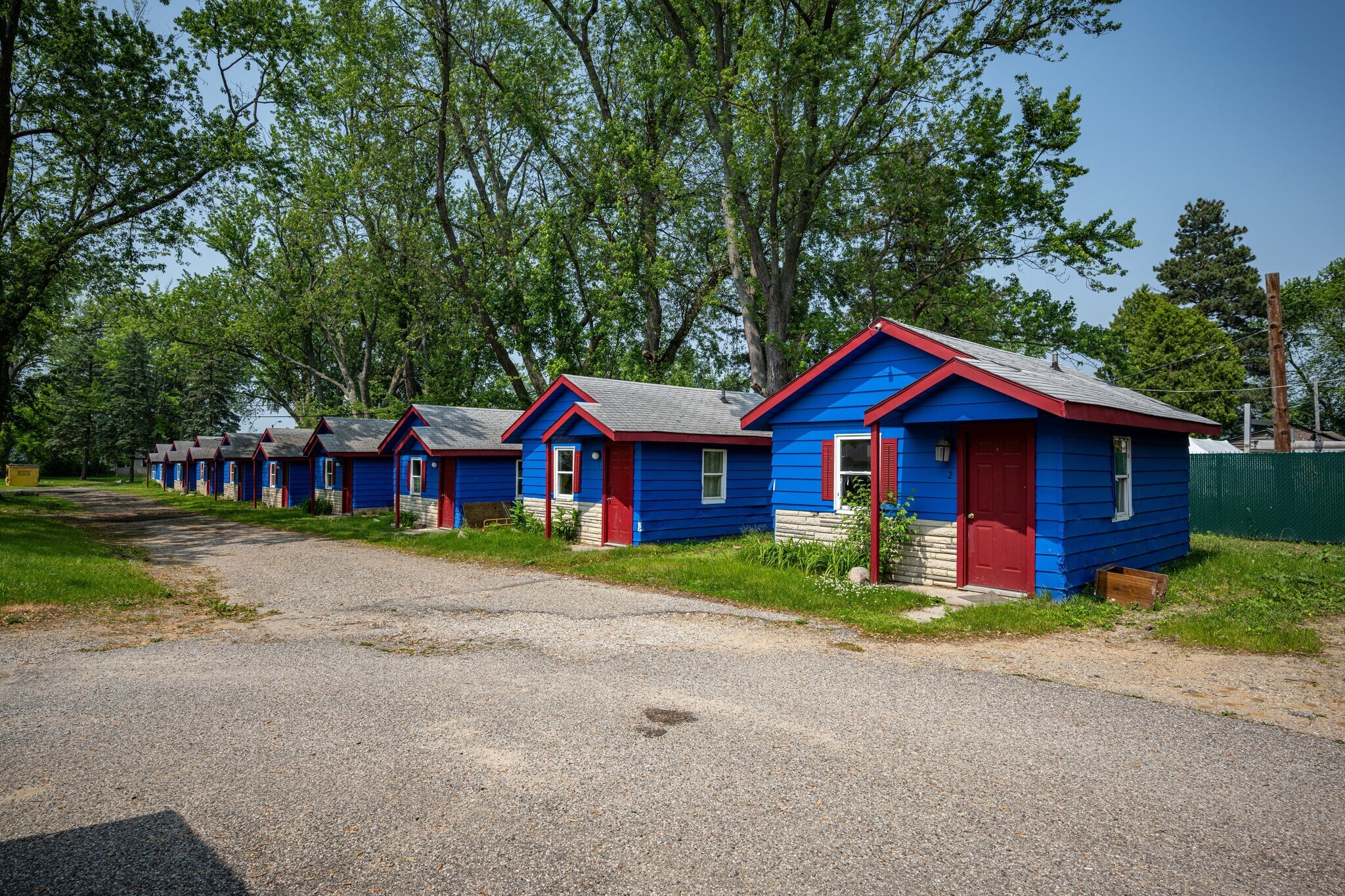 8230 Highland Rd, White Lake, MI à vendre Photo de l’immeuble– Image 1 sur 37