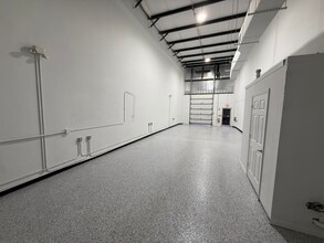 1430 Rail Head Blvd, Naples, FL à louer Photo intérieure– Image 2 sur 5