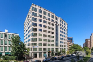 Plus de détails pour 3811 N Fairfax Dr, Arlington, VA - Bureau à louer