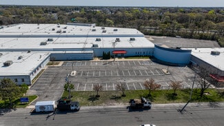 Plus de détails pour 120 Adams Blvd, Farmingdale, NY - Industriel/Logistique à louer