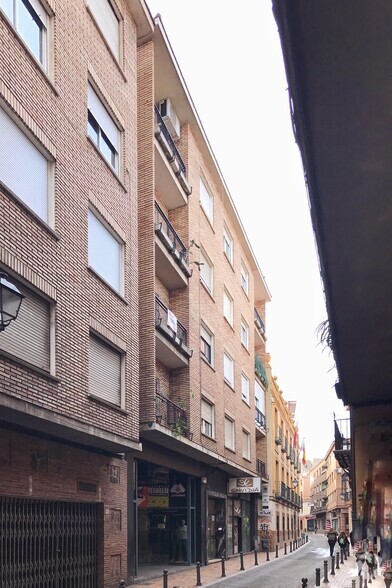 Calle Del Sol, 18, Talavera de la Reina, Toledo à vendre - Photo de l’immeuble – Image 2 sur 2
