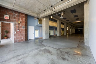 117 W 20th St, Kansas City, MO à louer Photo intérieure– Image 1 sur 21