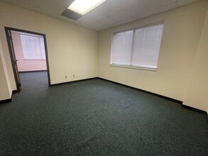 1701 Sunset Ave, Rocky Mount, NC à vendre Photo intérieure– Image 1 sur 6