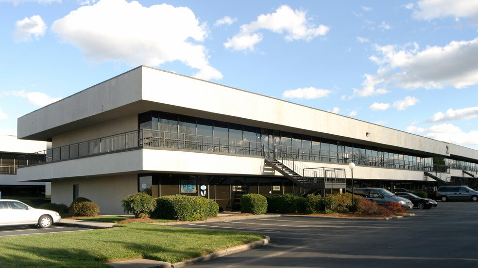 7120 Peachtree Industrial Blvd, Peachtree Corners, GA à louer - Photo de l’immeuble – Image 2 sur 23