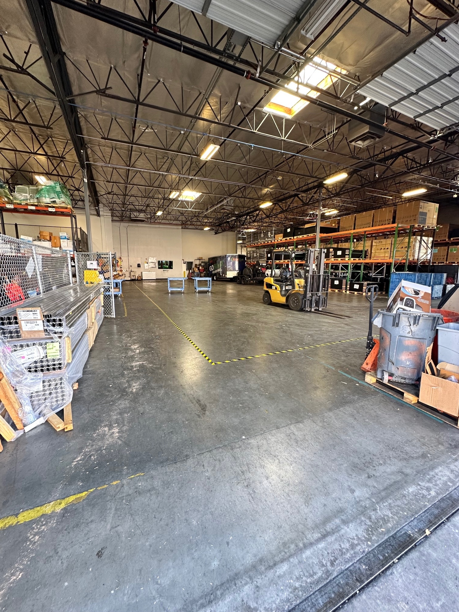 8932 W Cactus Rd, Peoria, AZ à louer Photo intérieure– Image 1 sur 2