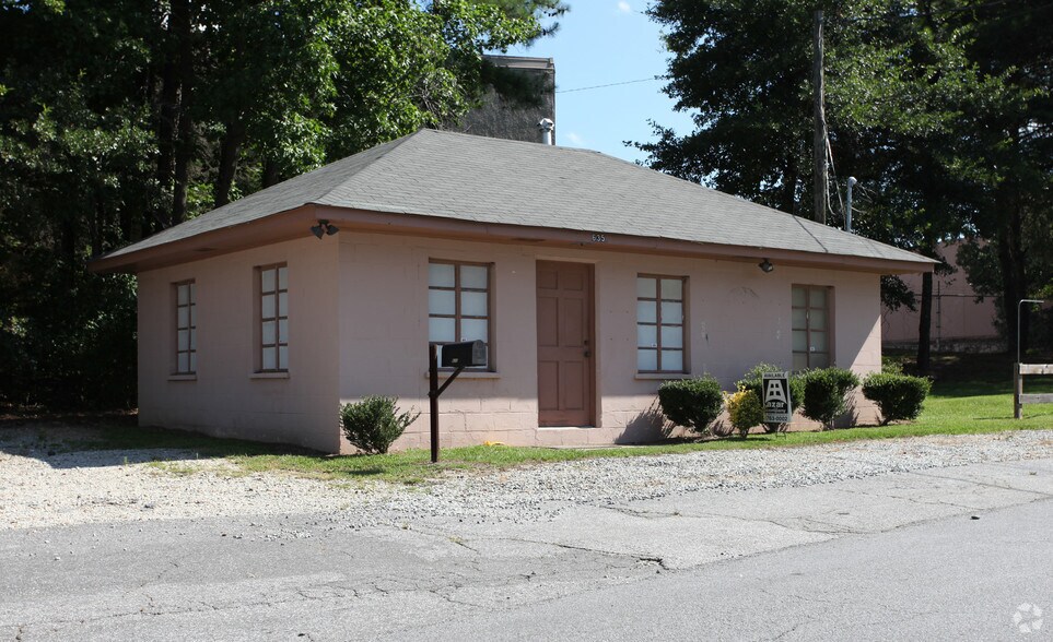 635 Terrell Mill Rd, Atlanta, GA à louer - Photo principale – Image 1 sur 2