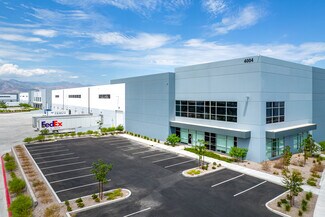 Plus de détails pour 4004 W Cheyenne Ave, North Las Vegas, NV - Industriel/Logistique à louer