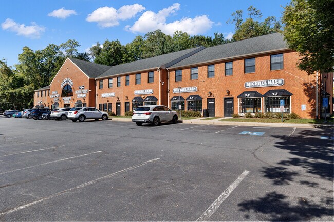 Plus de détails pour 8626-8630 Lee Hwy, Fairfax, VA - Bureau/Médical à louer