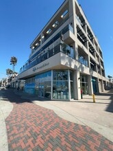 300 Pacific Coast Hwy, Huntington Beach, CA à louer - Vidéo sur l’annonce professionnelle 