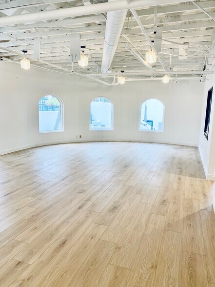 1401 N El Camino Real, San Clemente, CA à louer - Photo de l’immeuble – Image 2 sur 24