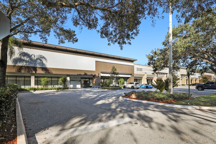 19575-19635 State Road 7, Boca Raton, FL à louer - Photo de l’immeuble – Image 3 sur 27