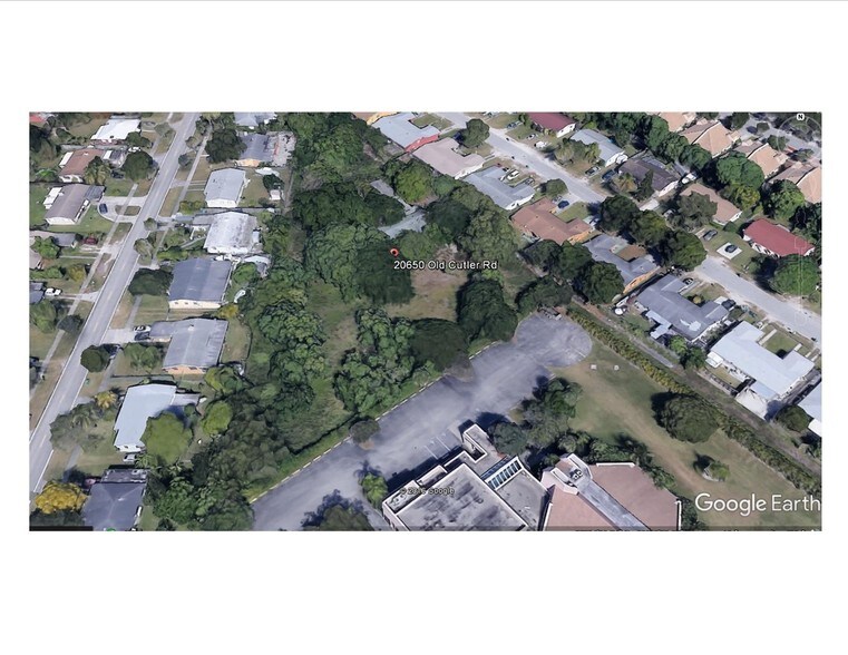20650 Old Cutler Rd, Cutler Bay, FL à vendre - Photo principale – Image 2 sur 5