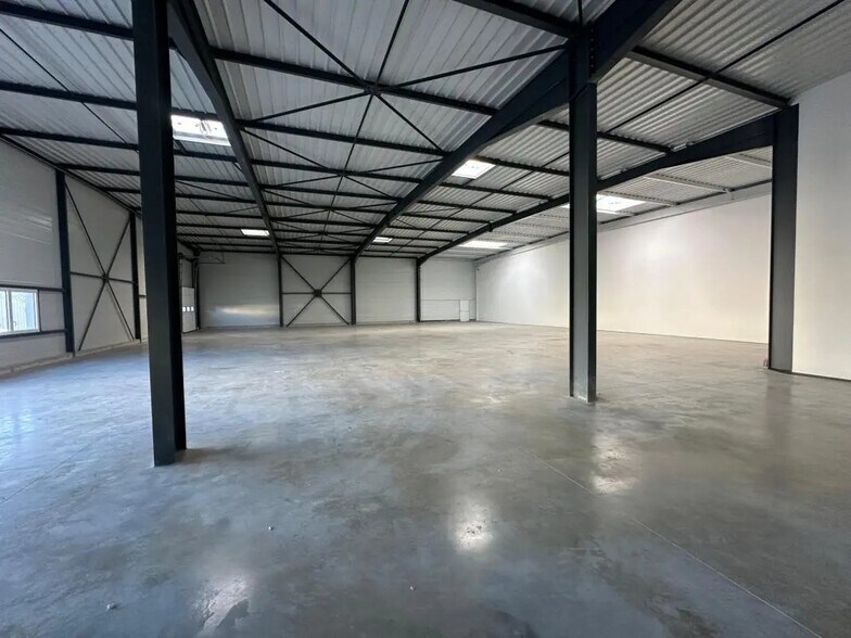 11 Rue Cutesson, Rambouillet à louer - Photo de l’immeuble – Image 3 sur 13