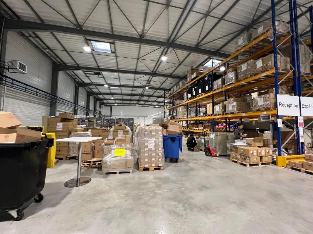 Bureau dans Tremblay-en-France à louer Photo intérieure– Image 1 sur 48