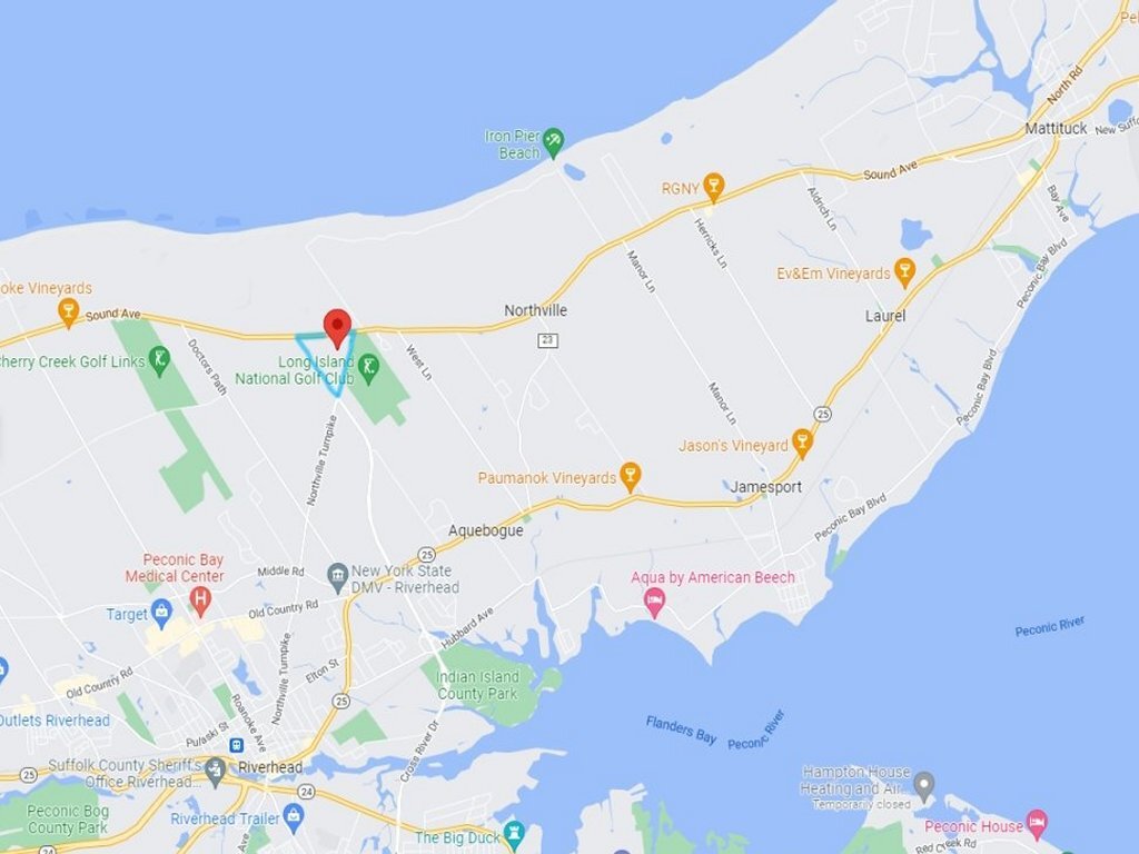 1700 Sound Ave, Riverhead, NY à vendre Photo principale– Image 1 sur 6