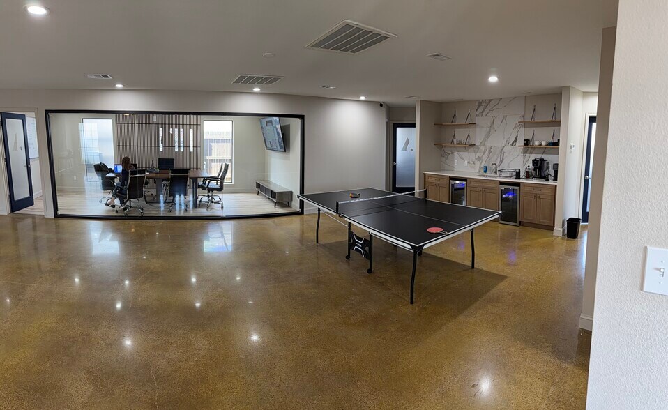 3112 Lubbock Ave, Fort Worth, TX à vendre - Photo de l’immeuble – Image 3 sur 8