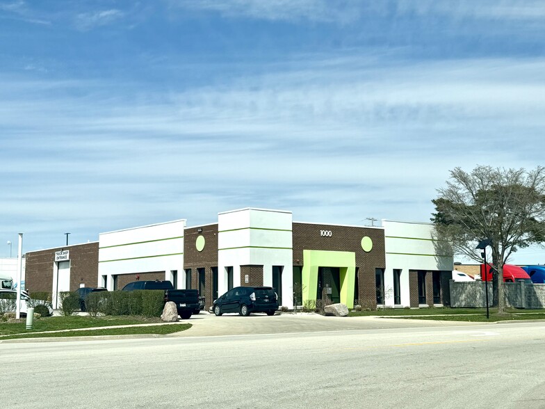 1000 Lively Blvd, Elk Grove Village, IL à louer - Photo de l’immeuble – Image 2 sur 2