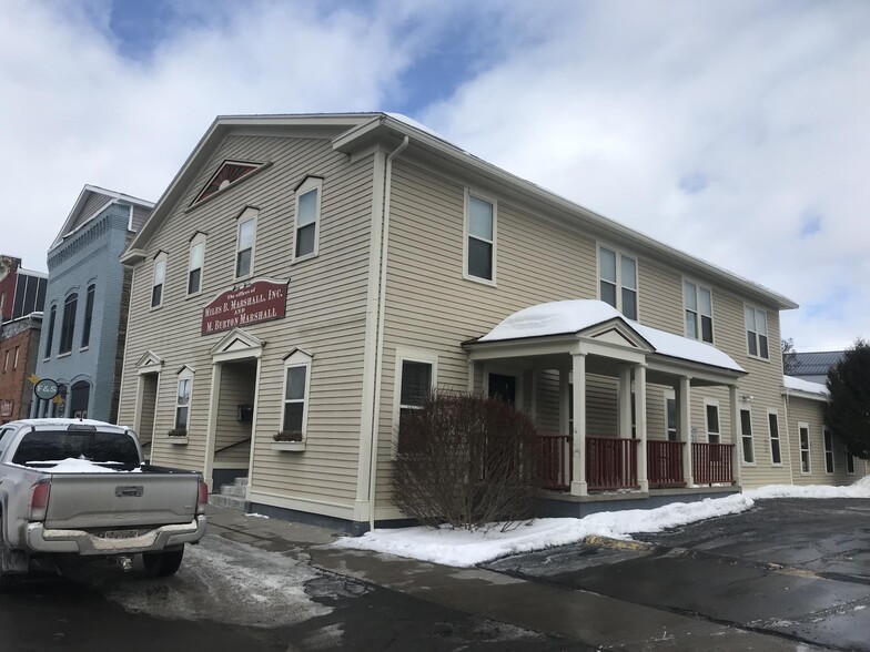 11 Maple Ave, Hamilton, NY à louer - Photo de l’immeuble – Image 2 sur 4