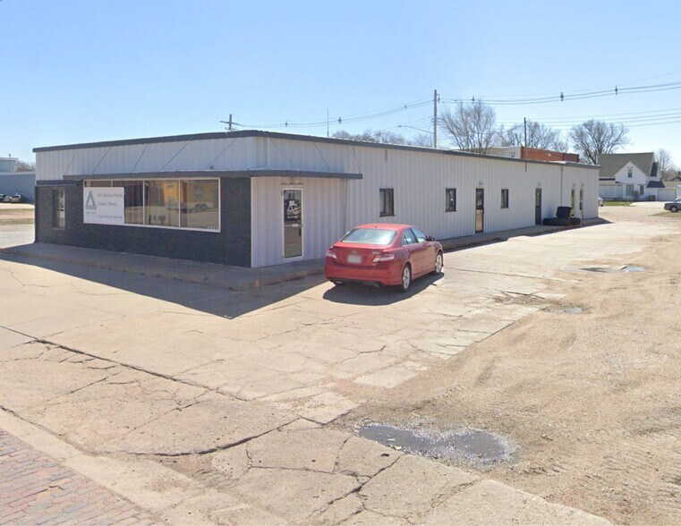 1218 K St, Aurora, NE à vendre - Photo de l’immeuble – Image 2 sur 2