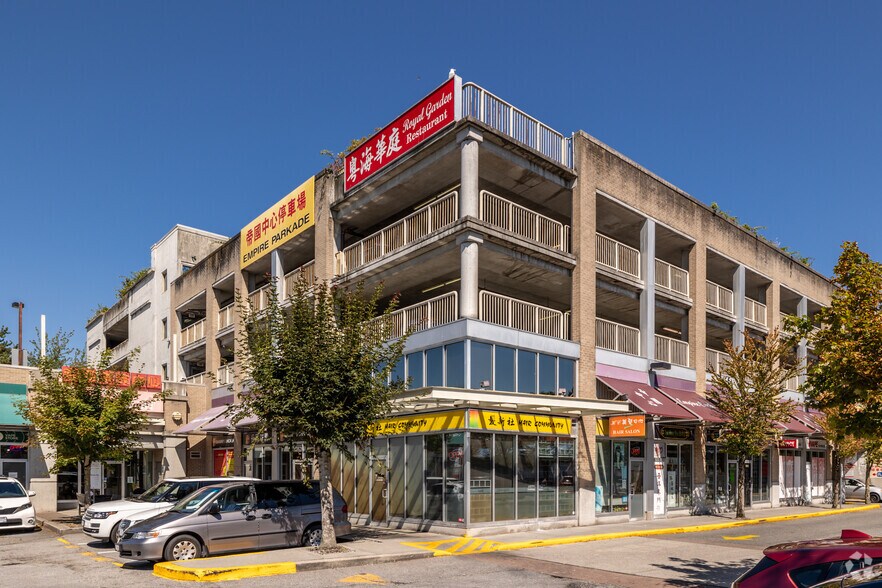 4540 No 3 Rd, Richmond, BC à vendre - Photo de l’immeuble – Image 2 sur 4